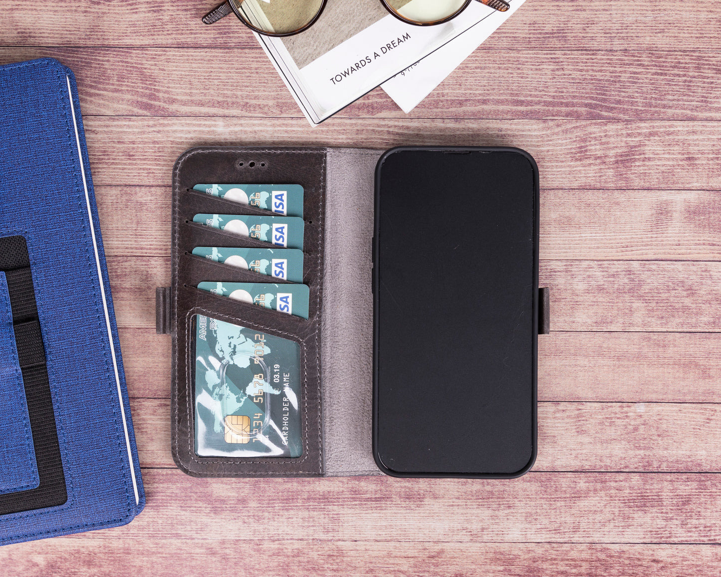 iPhone 13 Pro (6.1") Leather MagSafe Stand Wallet Case RFID Protection - Rustic Black