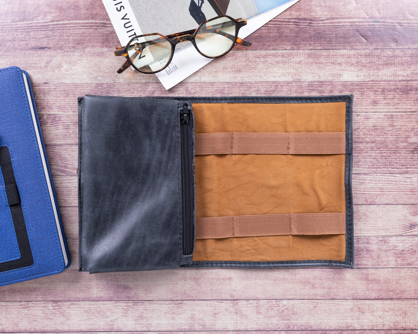 Leather Cable Organizer - Rustic Black