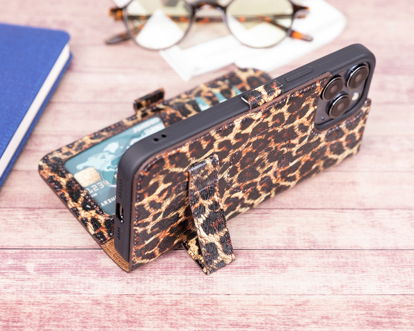 iPhone 13 Pro Max (6.7") Leather MagSafe Stand Wallet Case RFID Protection - Black Leopard