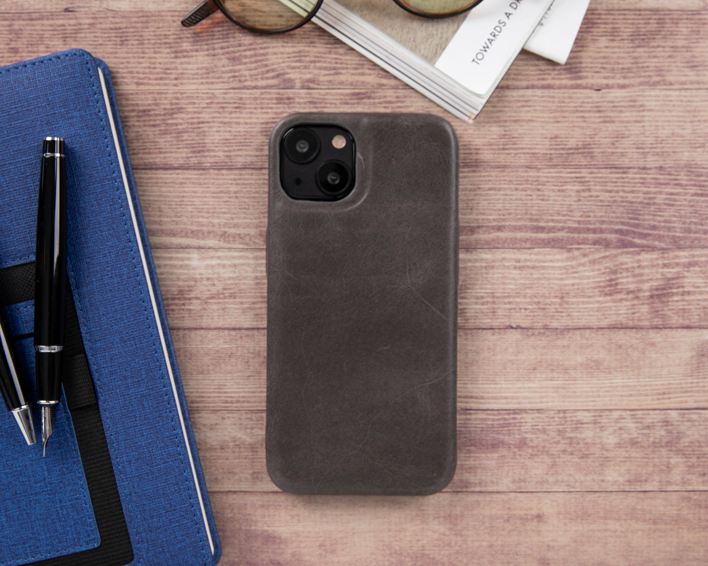 iPhone 13 (6.1") Full Leather MagSafe Snap On Case - Rustic Black
