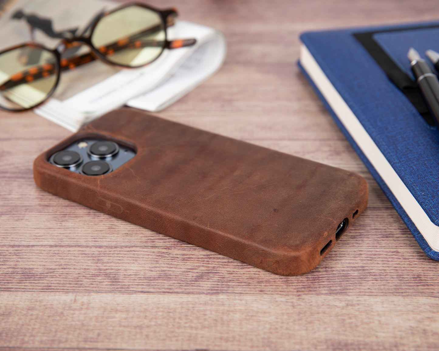 iPhone 13 Pro (6.1") Full Leather MagSafe Snap On Case - Teak Brown