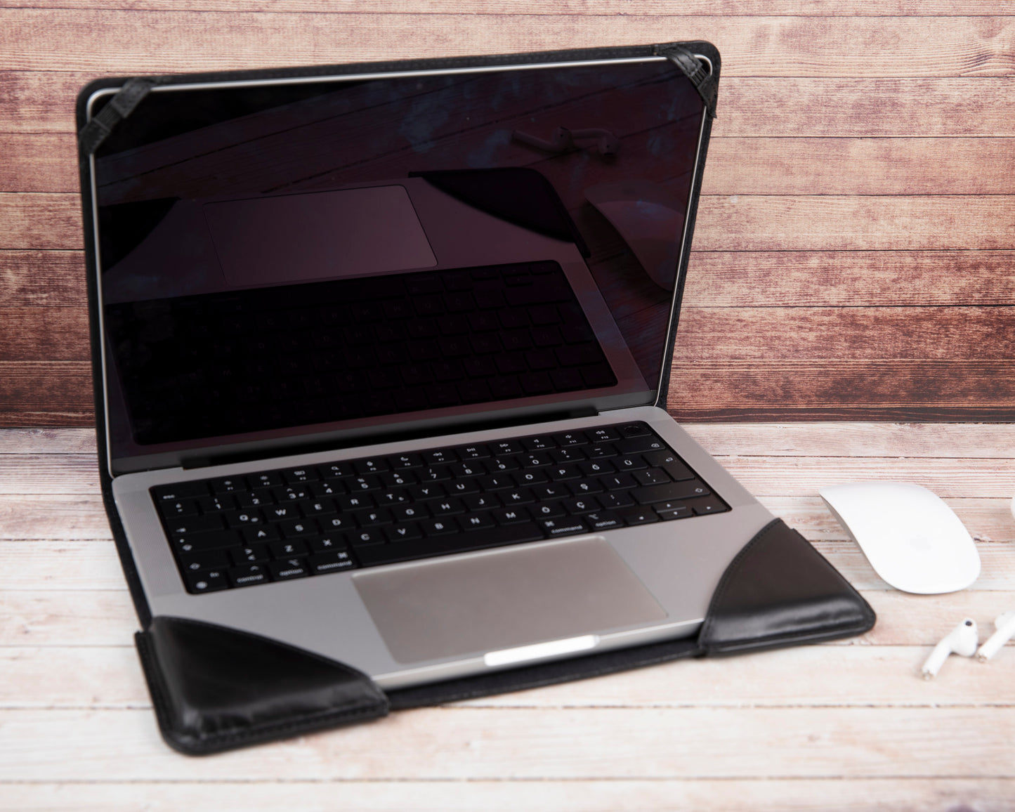 Macbook/Notebook Leather Case 13"/14"/16" - Rustic Black