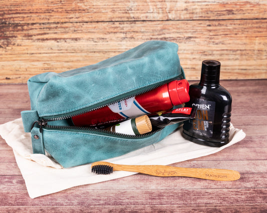 Leather Women Make Up Bag - Antic Green