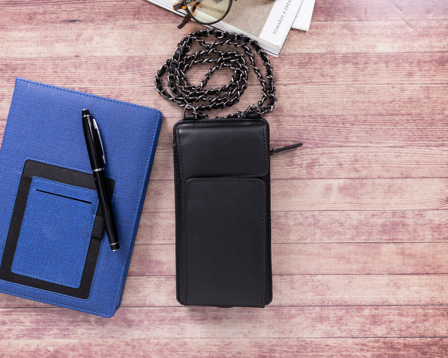 Awjin Leather Phone Bag Up to 6.7" - Rustic Black