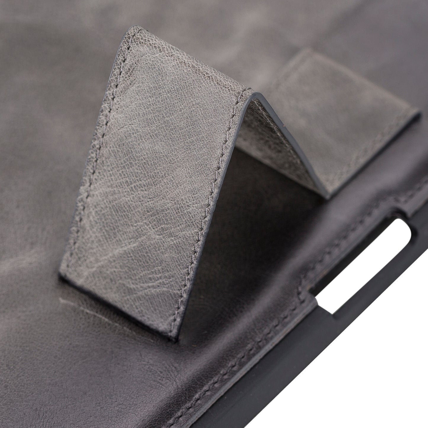 Apple iPad Pro (11") Leather Case - Rustic Gray