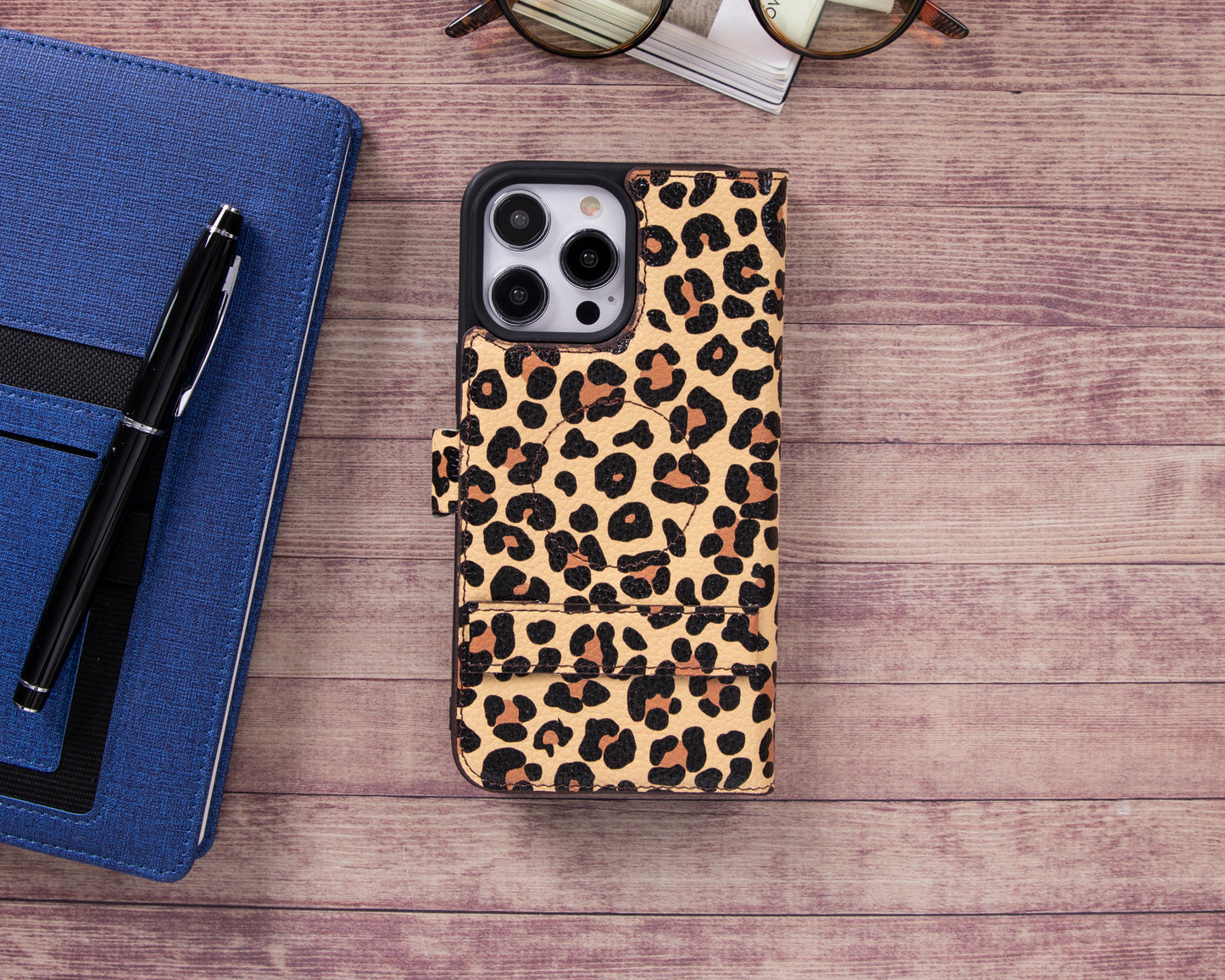 iPhone 14 Pro Max (6.7") Leather MagSafe RFID Stand Wallet Case - Leopard